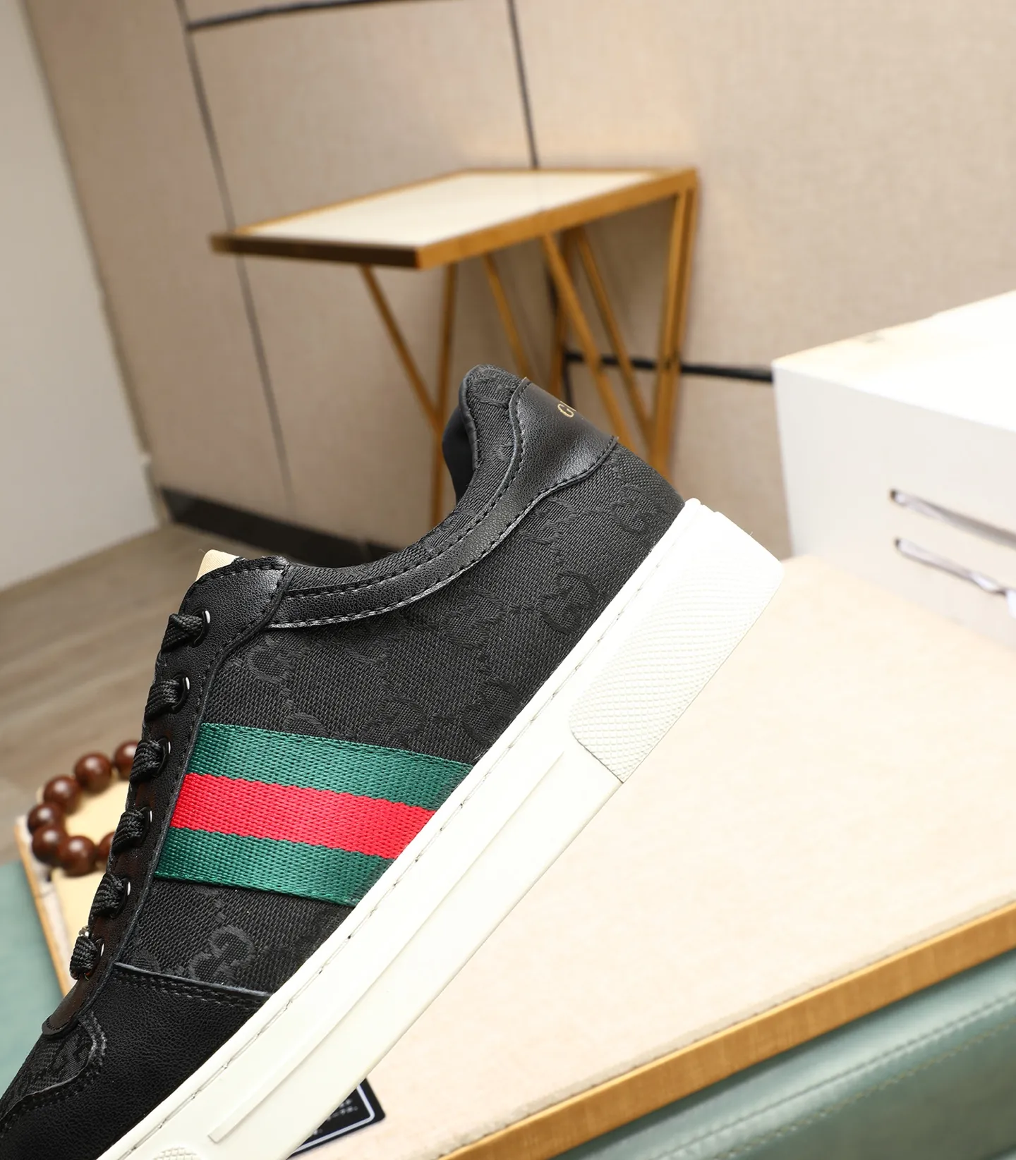 Men's men's shoes💰440 GUCCI🔍🔍2025 latest model Available at the counter at the same time, original calfskin imported from Italy, genuine leather lining, (high-end, extravagant, and classy) with exquisite workmanship, soles: original soles specially provided by the original factory, ⚠Exclusive double-layer movable molded soles are super comfortable⚠, real photos🎬The real ones are better🔍🔍"High quality·Follow the order" code number 39-44 (38 45 46 customized)